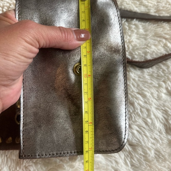Campomaggi Pewter Crossbody - Picture 12 of 15